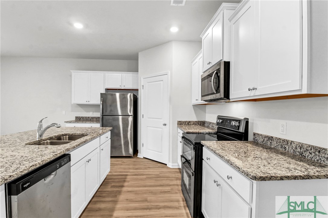 100 Decker Drive Bloomingdale, GA 31302 - Photo 12 of 45