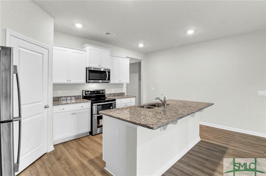 100 Decker Drive Bloomingdale, GA 31302 - Photo 14 of 45