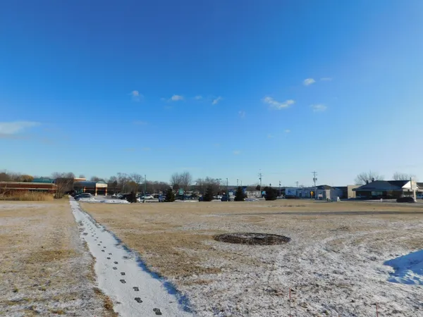 $400,000 | 1861 Chicago Street, De Pere, WI 54115