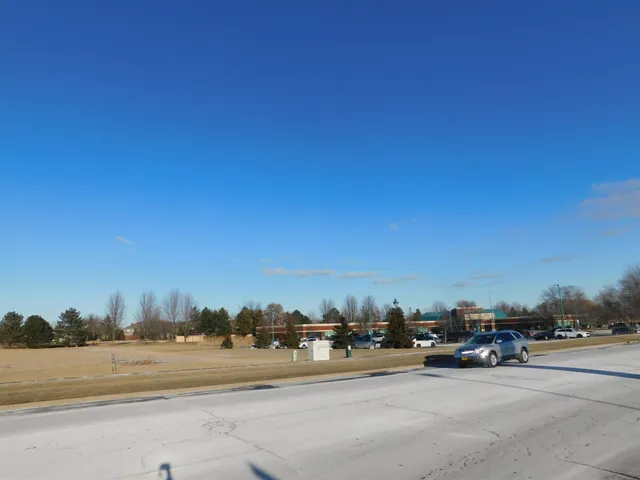 $400,000 | 1861 Chicago Street, De Pere, WI 54115