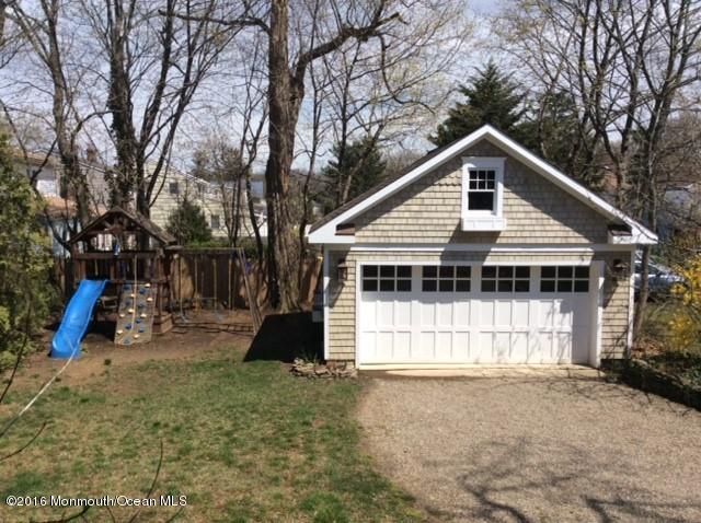 83 Ave Of Two Rivers Rumson, NJ 07760 - Photo 3 of 25 2 Car Garage & Yard