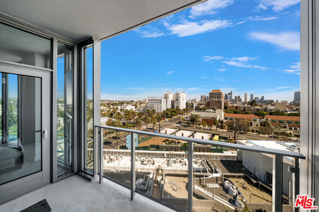 2801 Sunset Place, Unit 1911 Los Angeles, CA 90005 - Photo 5 of 18 a view of a balcony