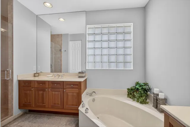 $899,000 | 166 Isle Verde Way, Palm Beach Gardens, FL 33418