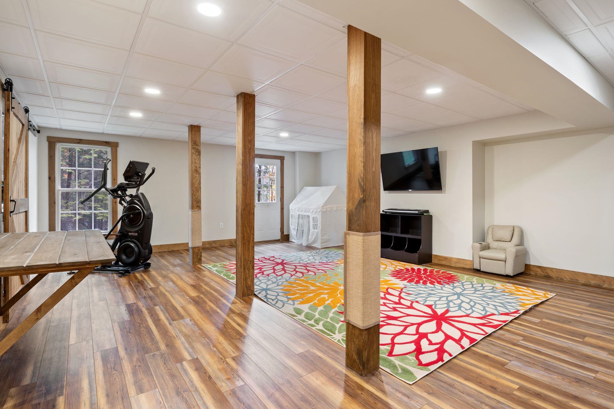 1235 Center Street Wolfeboro, NH 03894 - Photo 36 of 53