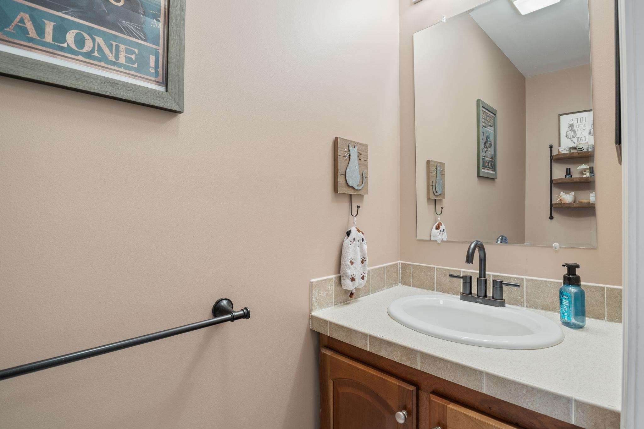 1235 Center Street Wolfeboro, NH 03894 - Photo 8 of 53