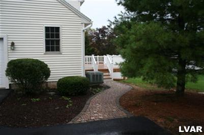 102 Sutton Road, Unit LTA18 Easton, PA 18045 - Photo 3 of 16 Gallery Image 3