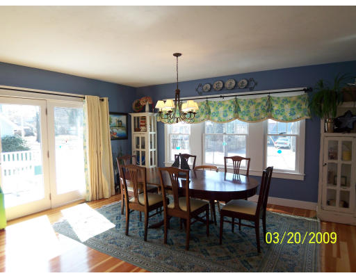 84 Barker Road Scituate, MA 02066 - Photo 3 of 6