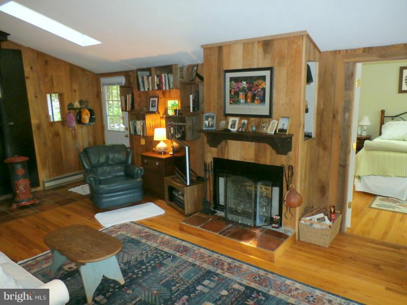 750 Nancy Jack Road Gerrardstown, WV 25420 - Photo 11 of 27 Living Room