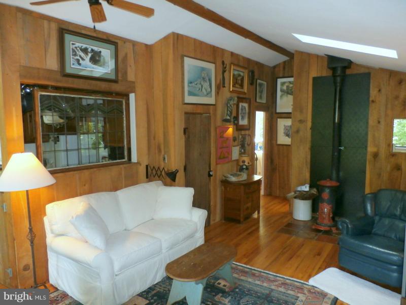 750 Nancy Jack Road Gerrardstown, WV 25420 - Photo 13 of 27 Living Room