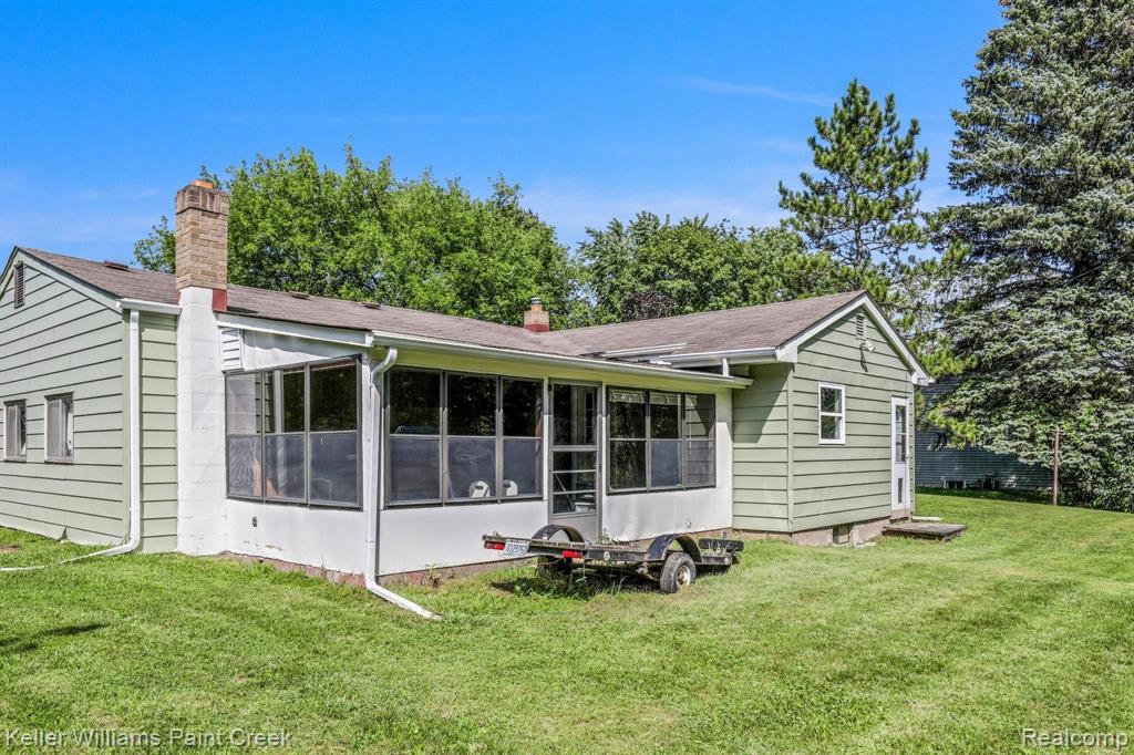 1146 East Gunn Road Rochester, MI 48306 - Photo 18 of 20