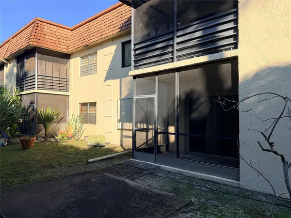 $179,000 | 136 South Cypress Road, Unit 317, Pompano Beach, FL 33060