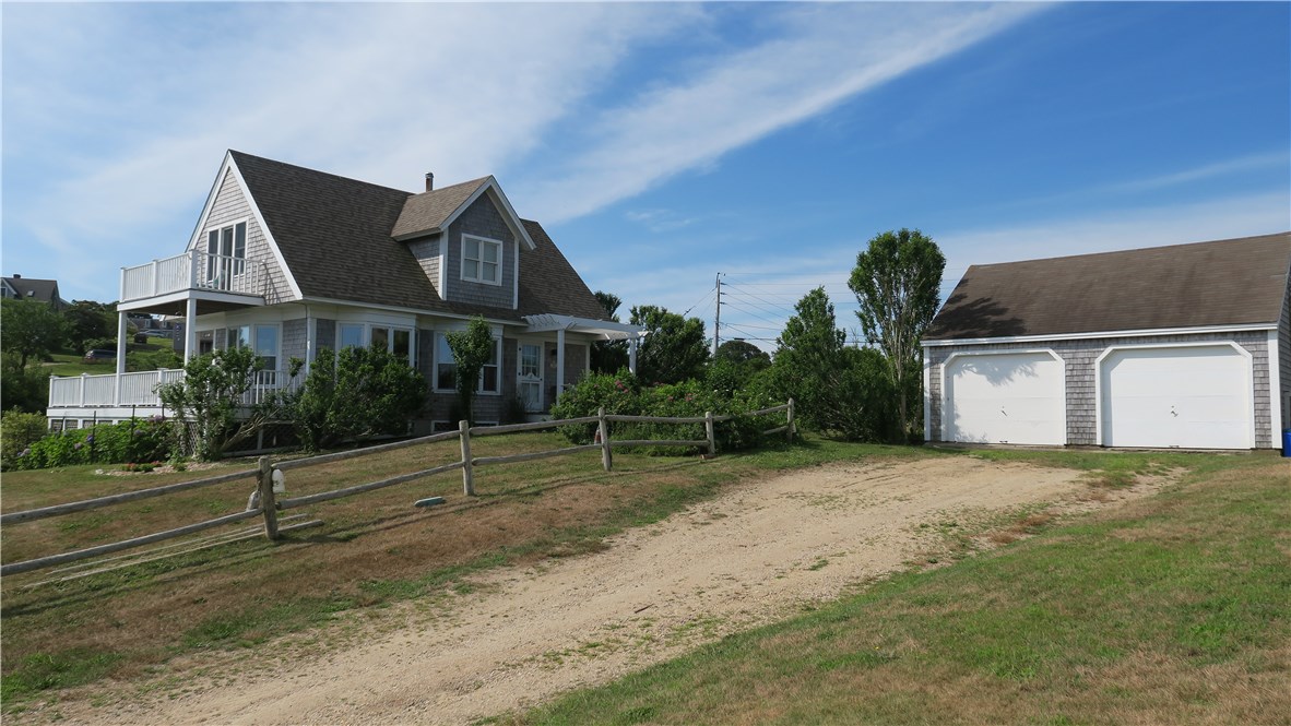 250 Old Town Road Block Island, RI 02807 - Photo 3 of 16 Gallery Image 3