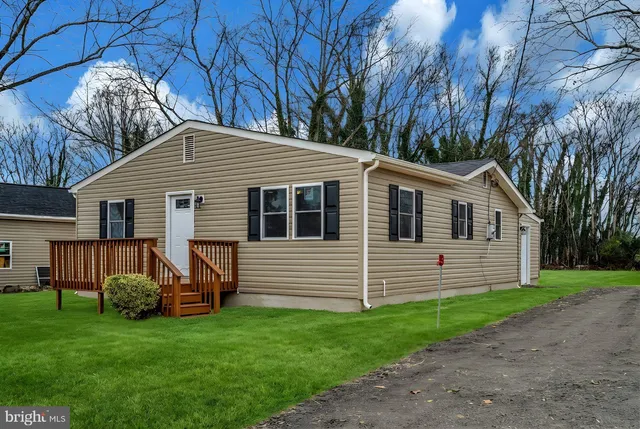 $309,800 | 304 Depot Street, Gordonsville, VA 22942