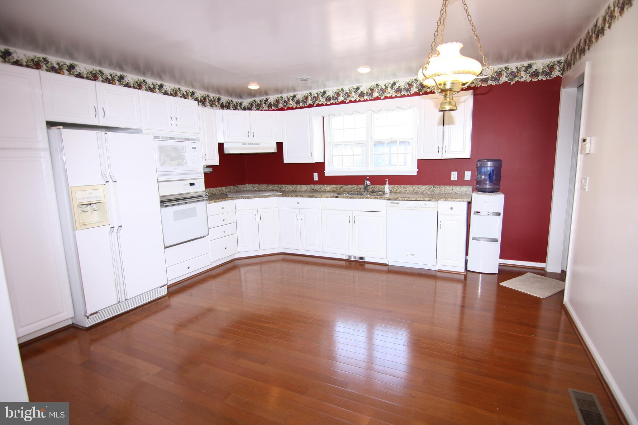 3931 Country Club Road Crisfield, MD 21817 - Photo 3 of 39 Gallery Image 3