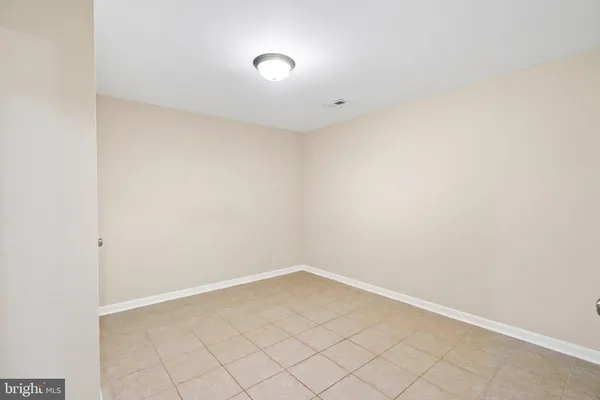 $3,300 | 8394 Cobb Road, Manassas, VA 20112