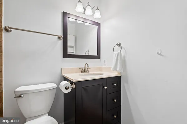 $3,300 | 8394 Cobb Road, Manassas, VA 20112