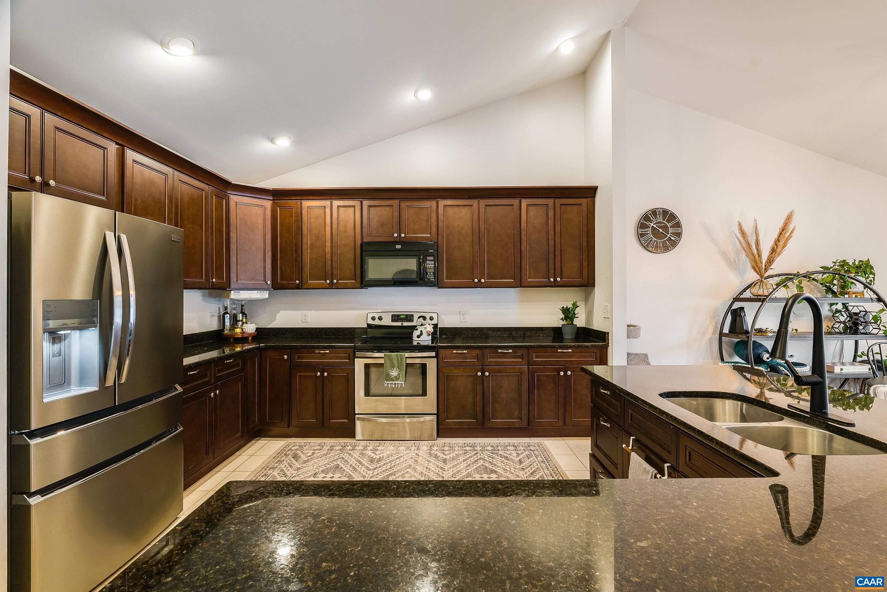 912 Battery Road Waynesboro, VA 22980 - Photo 11 of 43 Gallery Image 11