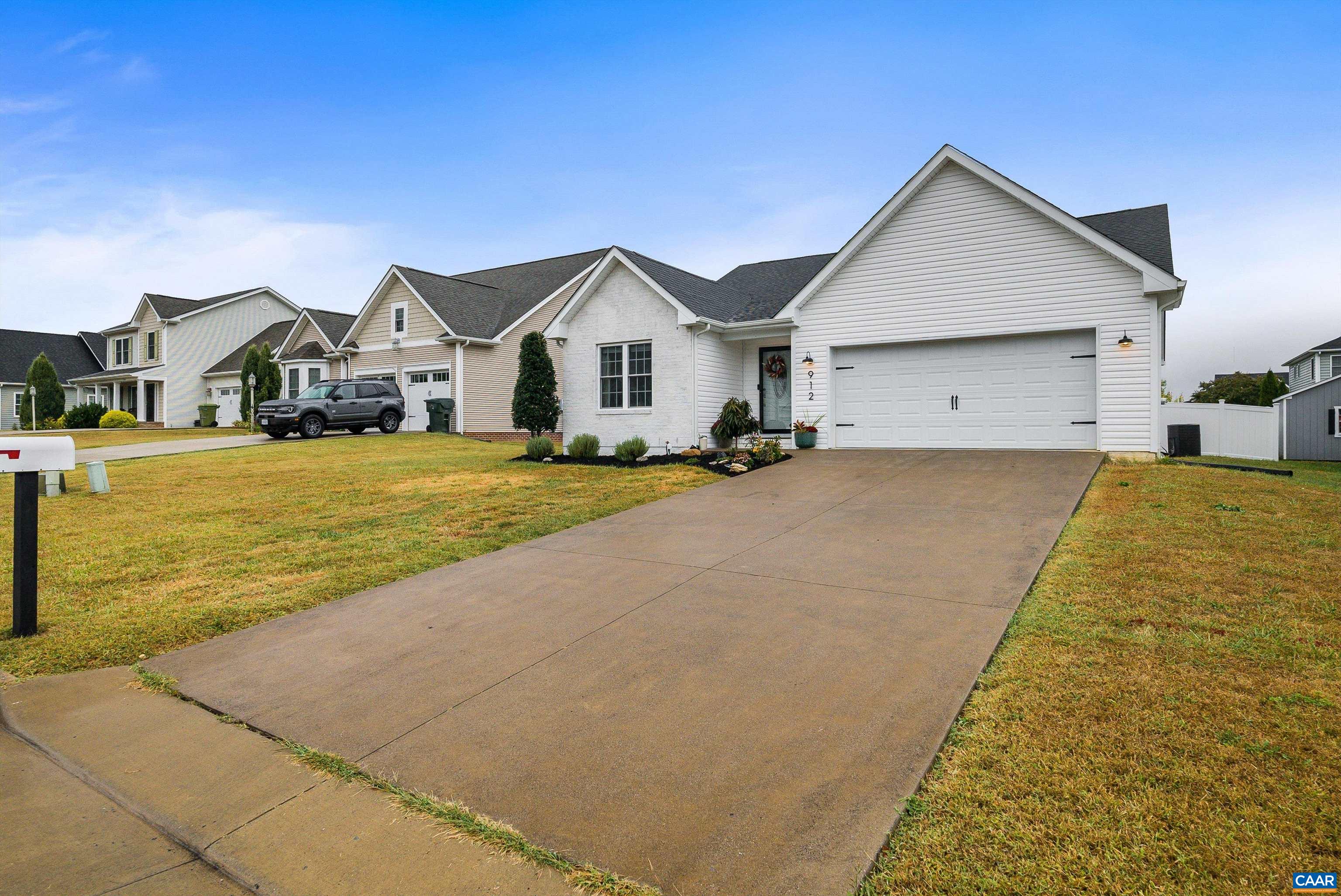 912 Battery Road Waynesboro, VA 22980 - Photo 3 of 43 Gallery Image 3