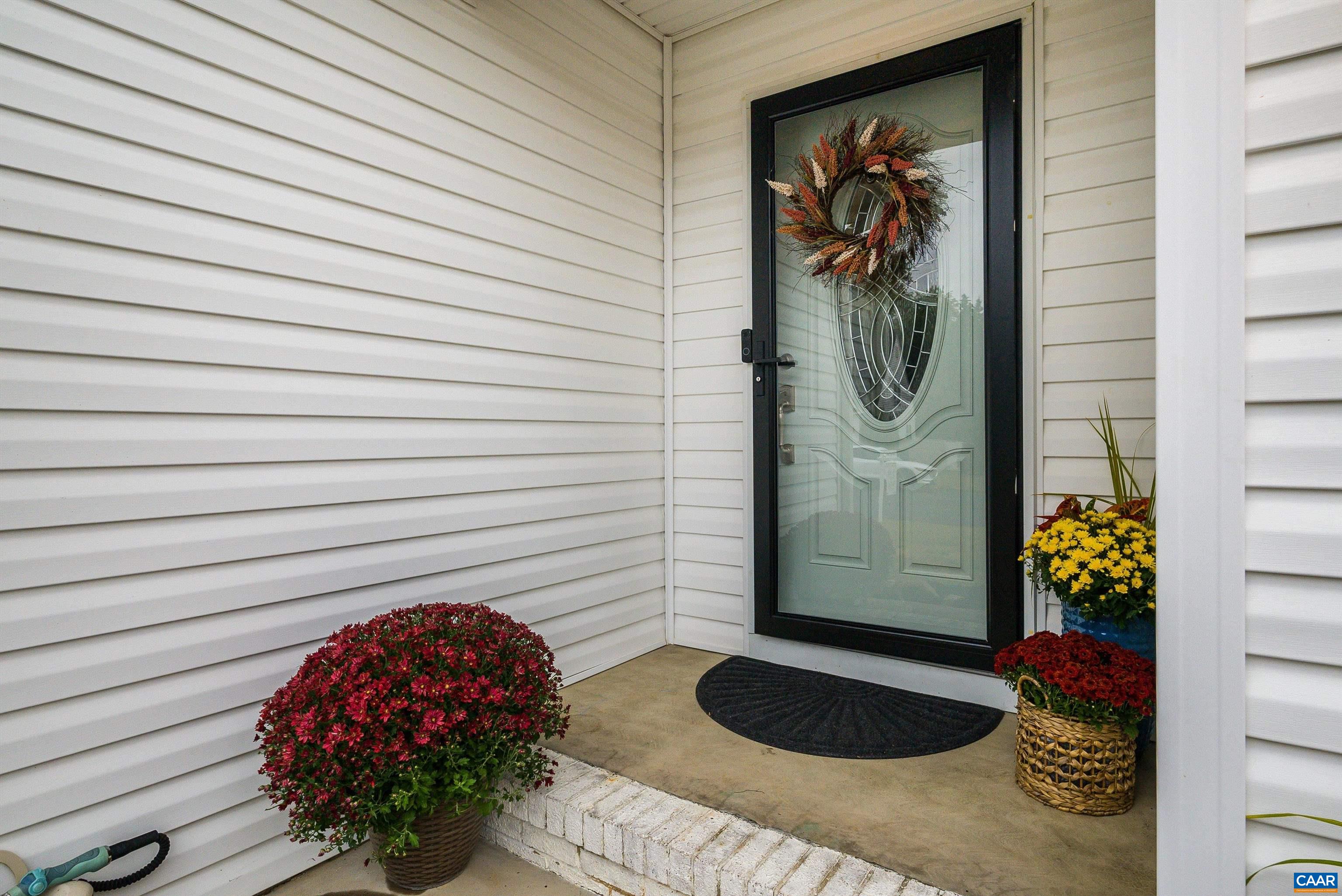 912 Battery Road Waynesboro, VA 22980 - Photo 6 of 43 Gallery Image 6