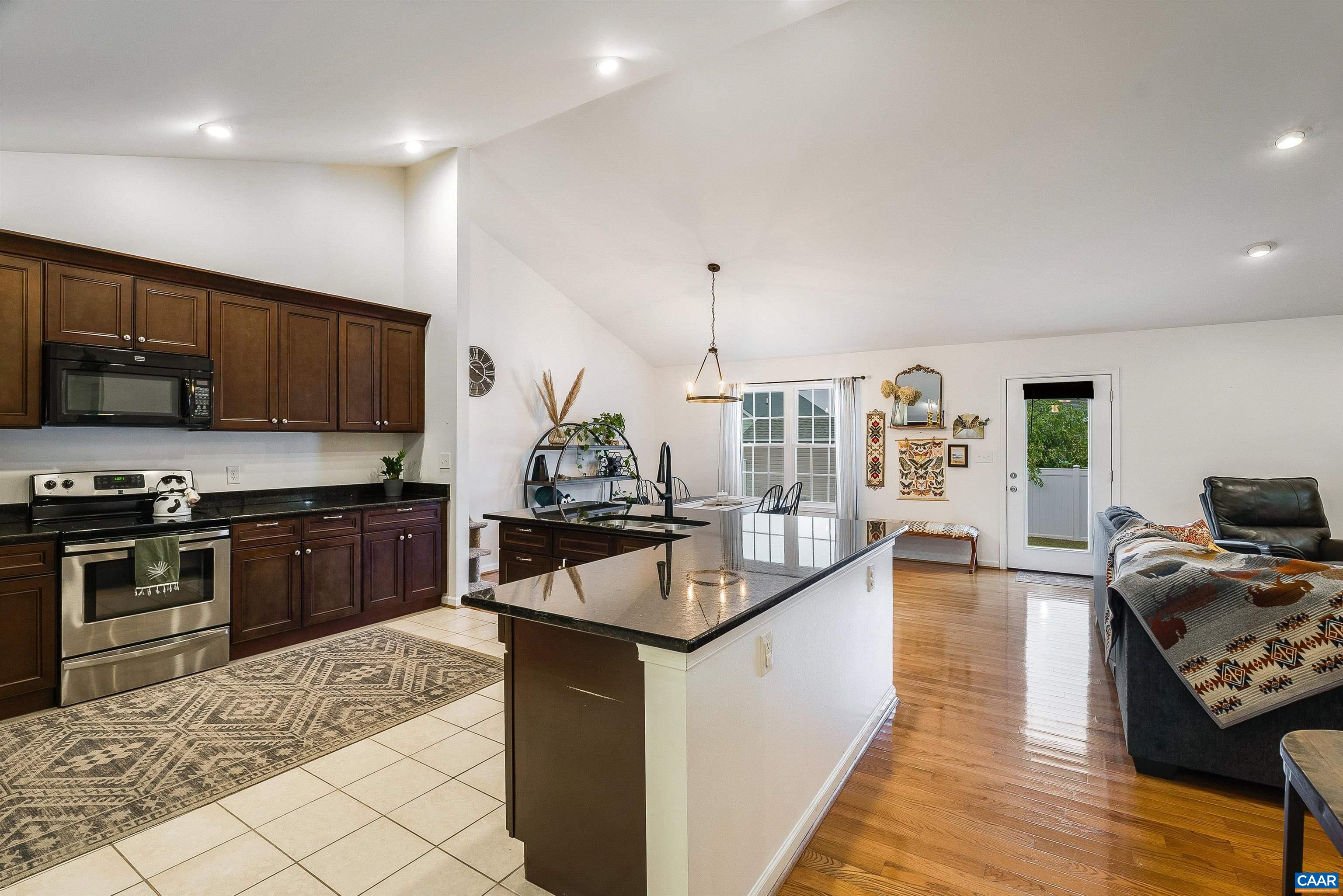 912 Battery Road Waynesboro, VA 22980 - Photo 9 of 43 Gallery Image 9