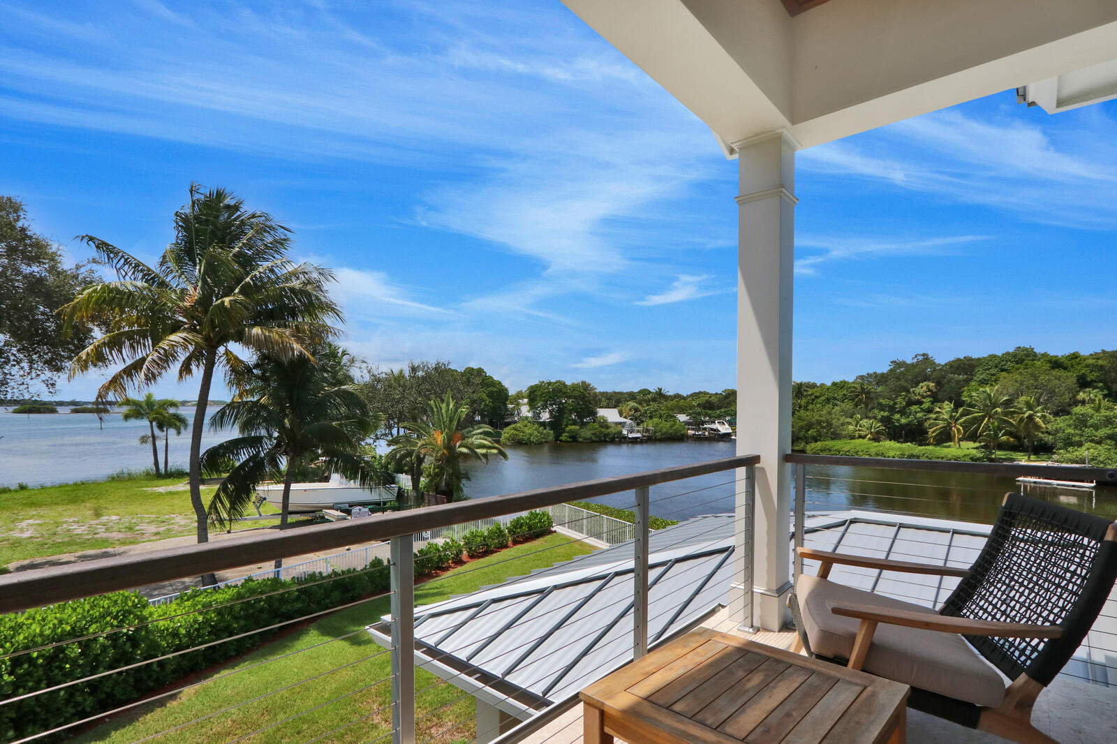 1304 Peninsular Road Jupiter, FL 33469 - Photo 29 of 67 a view of a ocean from a balcony