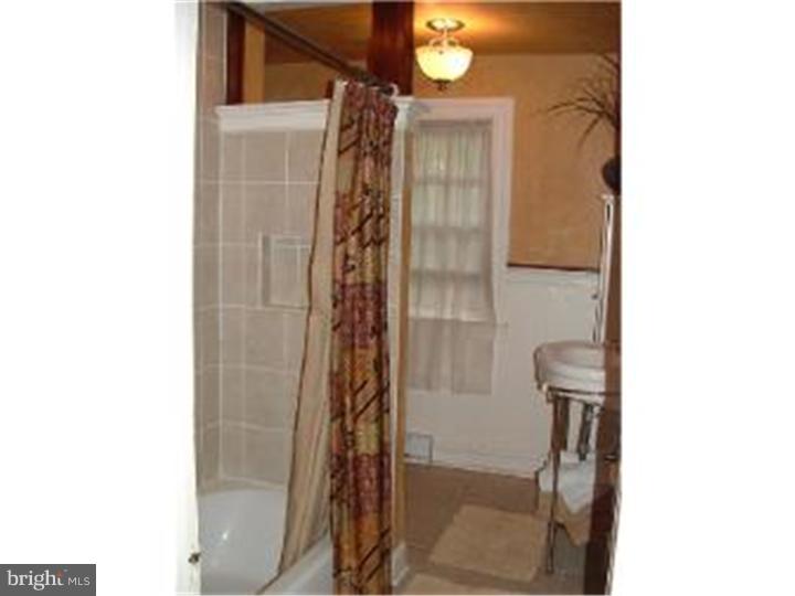 302 Gilpin Road Willow Grove, PA 19090 - Photo 17 of 22 Bathroom