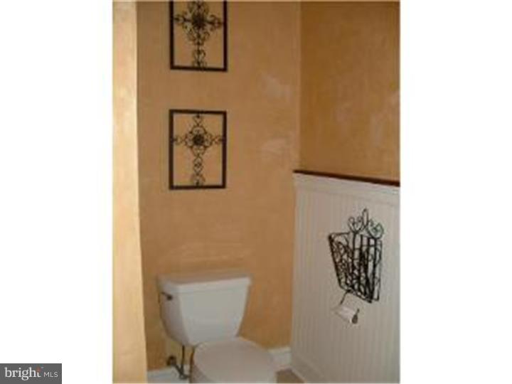 302 Gilpin Road Willow Grove, PA 19090 - Photo 18 of 22 Bathroom