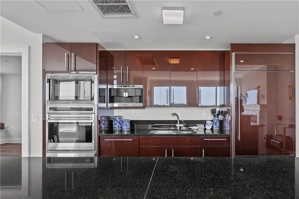 $849,000 | 1 Tower Drive, Unit 1502, Portsmouth, RI 02871
