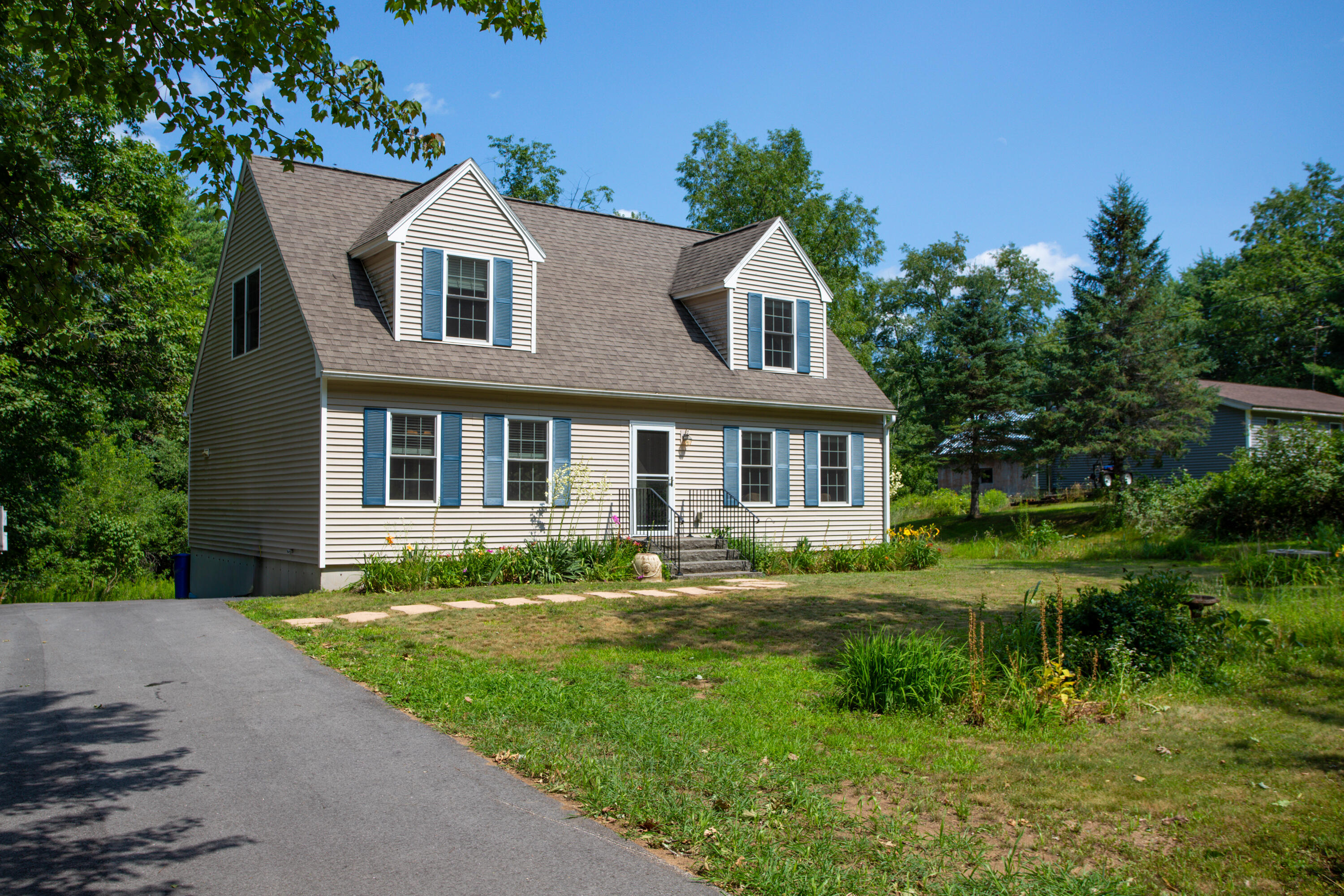 138 Long Swamp Road Berwick, ME 03901 - Photo 3 of 40 IMG_0527-HDR