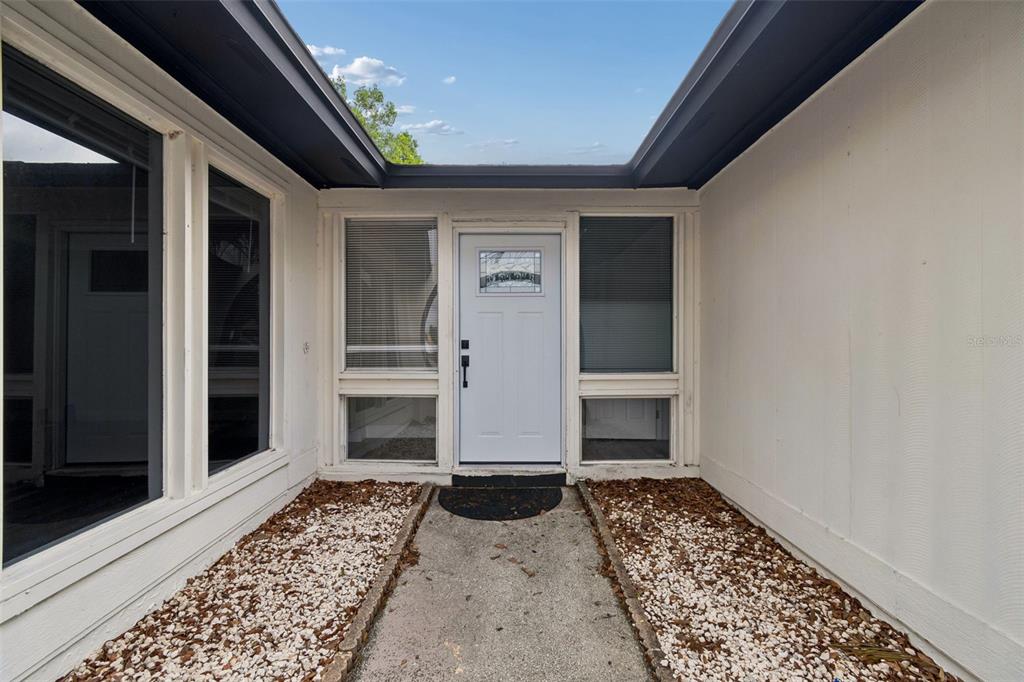 7403 Spring Court Tampa, FL 33634 - Photo 6 of 100