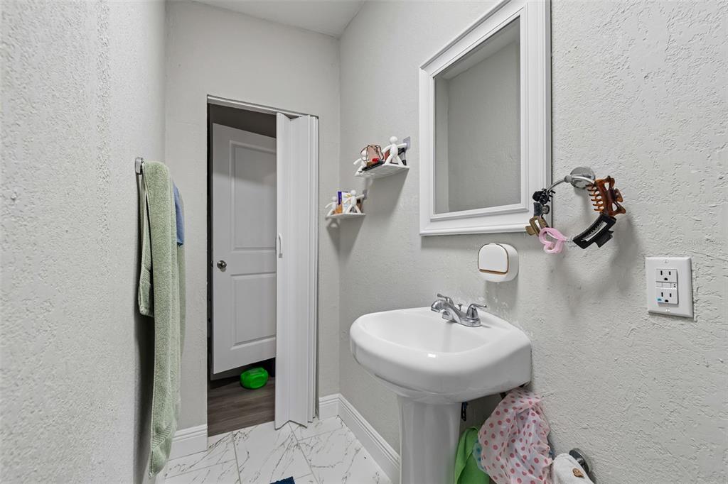 7403 Spring Court Tampa, FL 33634 - Photo 79 of 100