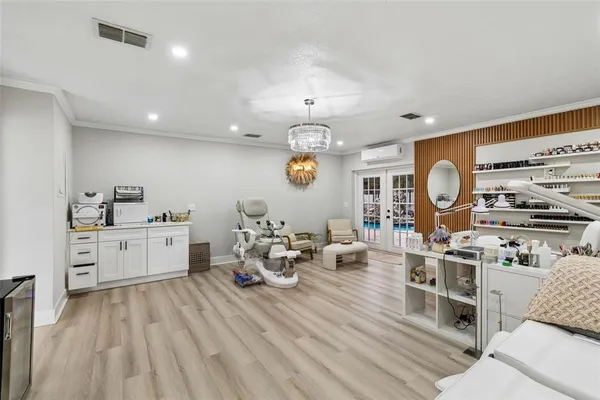 $650,000 | 7403 Spring Court, Tampa, FL 33634