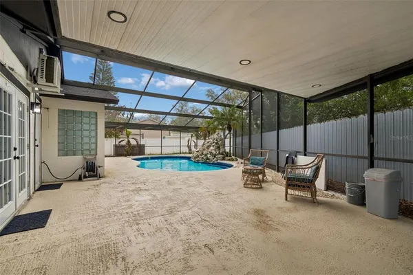 $650,000 | 7403 Spring Court, Tampa, FL 33634