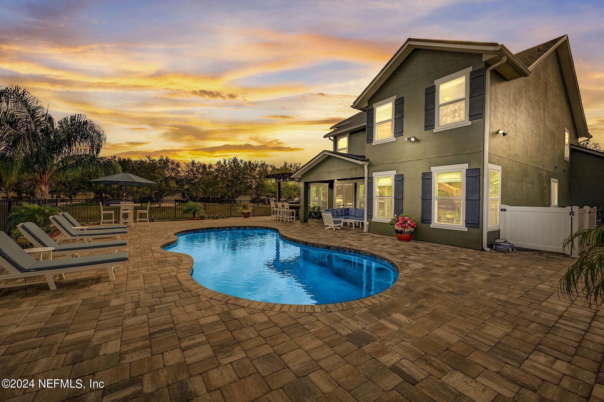 206 North Saxxon Road St. Augustine, FL 32092 - Photo 4 of 87 Back View