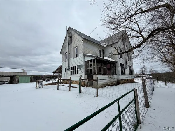 $699,900 | 278 Country Club Road, Fowler, NY 13642