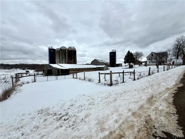 $699,900 | 278 Country Club Road, Fowler, NY 13642