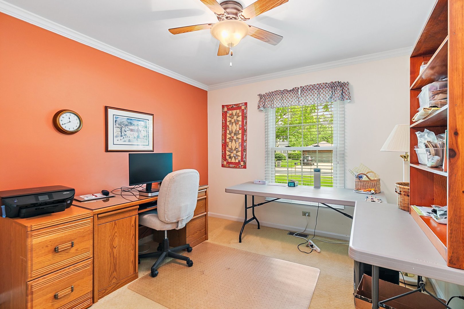 19 Green Ridge Road Elgin, IL 60120 - Photo 19 of 26 a workspace with furniture and a window