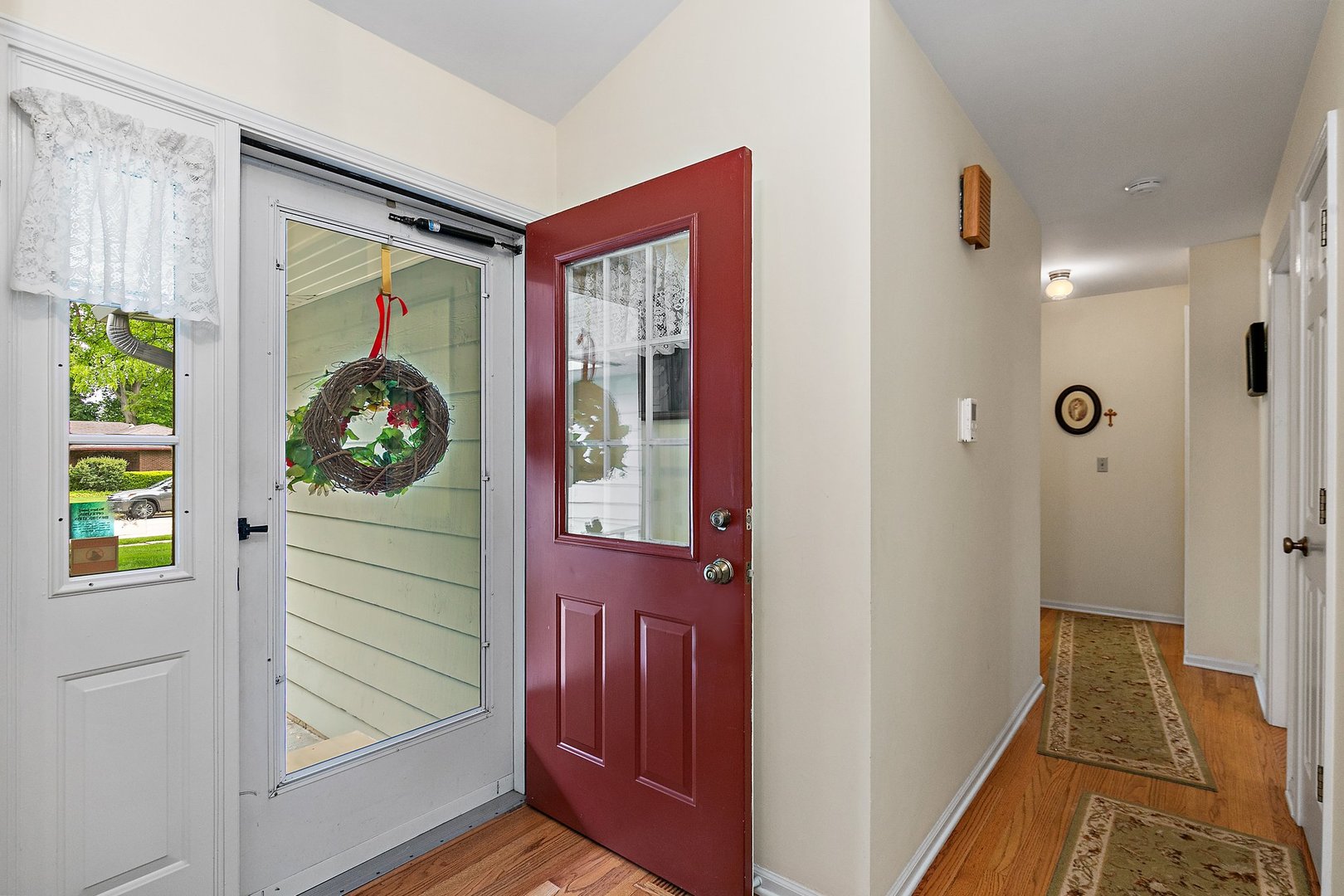 19 Green Ridge Road Elgin, IL 60120 - Photo 3 of 26 a view of walk in closet