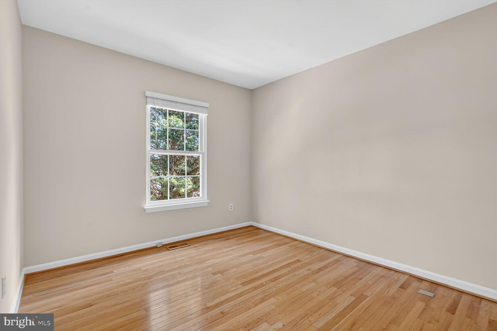 8 Suncroft Court Silver Spring, MD 20904 - Photo 18 of 23 bedroom 3