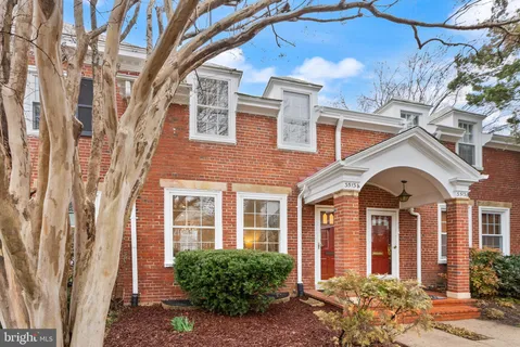 $627,900 | 3513 South Stafford Street, Unit A, Arlington, VA 22206