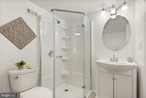 $627,900 | 3513 South Stafford Street, Unit A, Arlington, VA 22206