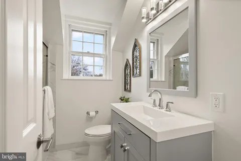 $627,900 | 3513 South Stafford Street, Unit A, Arlington, VA 22206