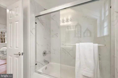 $627,900 | 3513 South Stafford Street, Unit A, Arlington, VA 22206