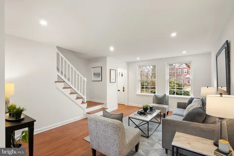 $627,900 | 3513 South Stafford Street, Unit A, Arlington, VA 22206