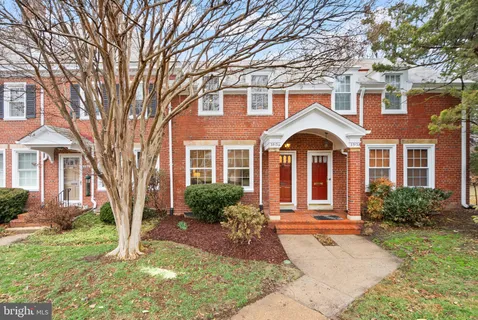 $627,900 | 3513 South Stafford Street, Unit A, Arlington, VA 22206