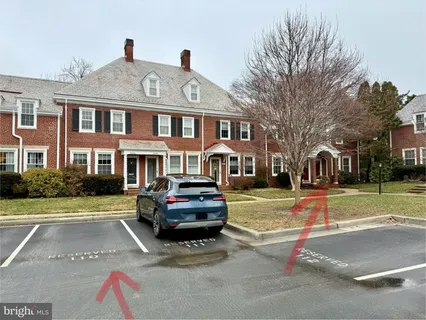 $627,900 | 3513 South Stafford Street, Unit A, Arlington, VA 22206