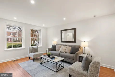 $627,900 | 3513 South Stafford Street, Unit A, Arlington, VA 22206