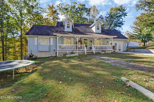 $360,000 | 820 Sand Cut Road, Oneida, TN 37841