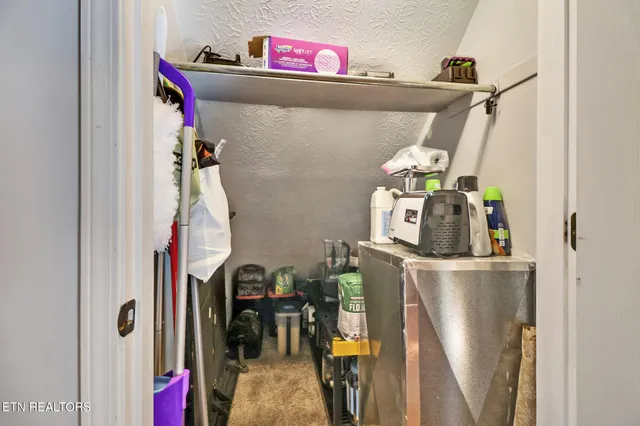 $360,000 | 820 Sand Cut Road, Oneida, TN 37841