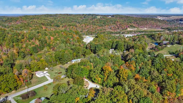 $360,000 | 820 Sand Cut Road, Oneida, TN 37841